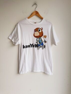 Rare 2009 Murakami x Kanye West Graduation Bear Tee L Graphic T Shirt